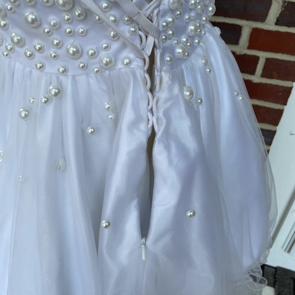 White “Partytime” homecoming dress 🤍 - Picture 6 of 9